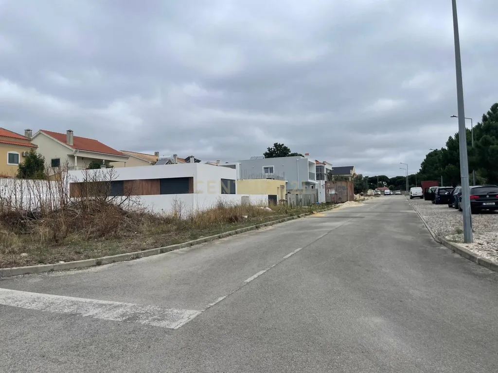 Lote de terreno para construção de Moradia, Apartamentos e Loja ou apenas Apartamentos - em Aires, Palmela - Image 10