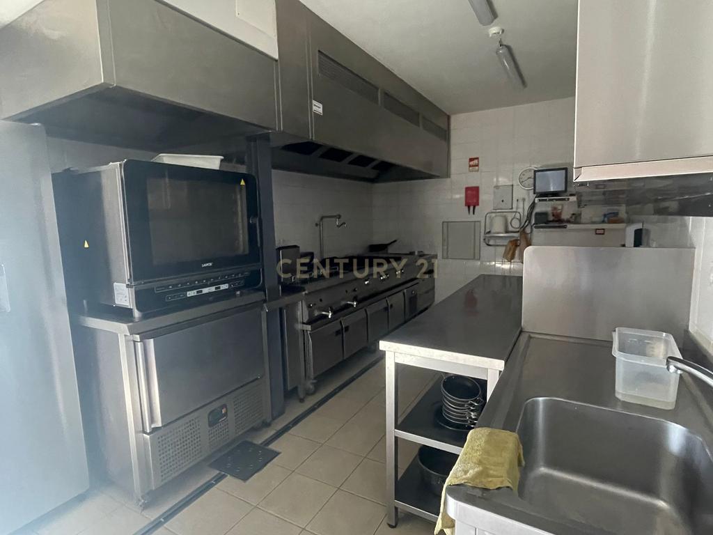 Moradia T4 - Image 19