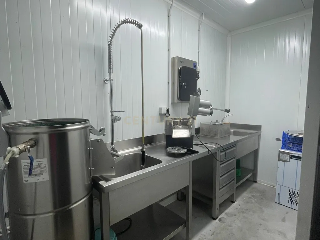 Moradia T4 - Image 30
