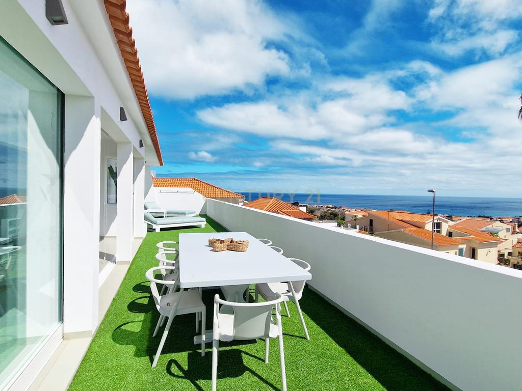 Encantadora Moradia T4 com Vista para o Mar e Pico do Castelo no Porto Santo - Image 35