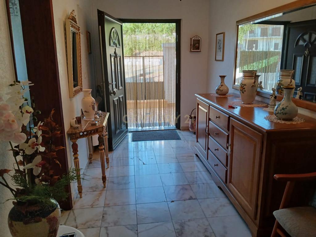 Moradia na Aldeia de Avelanoso - Image 6