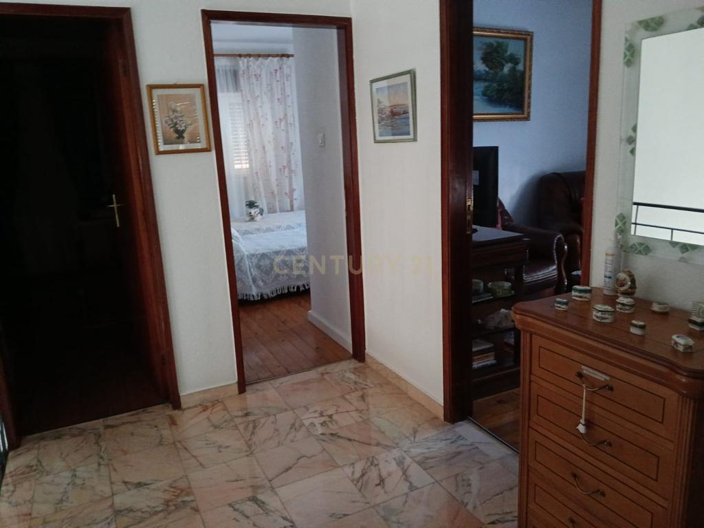 Moradia na Aldeia de Avelanoso - Image 24