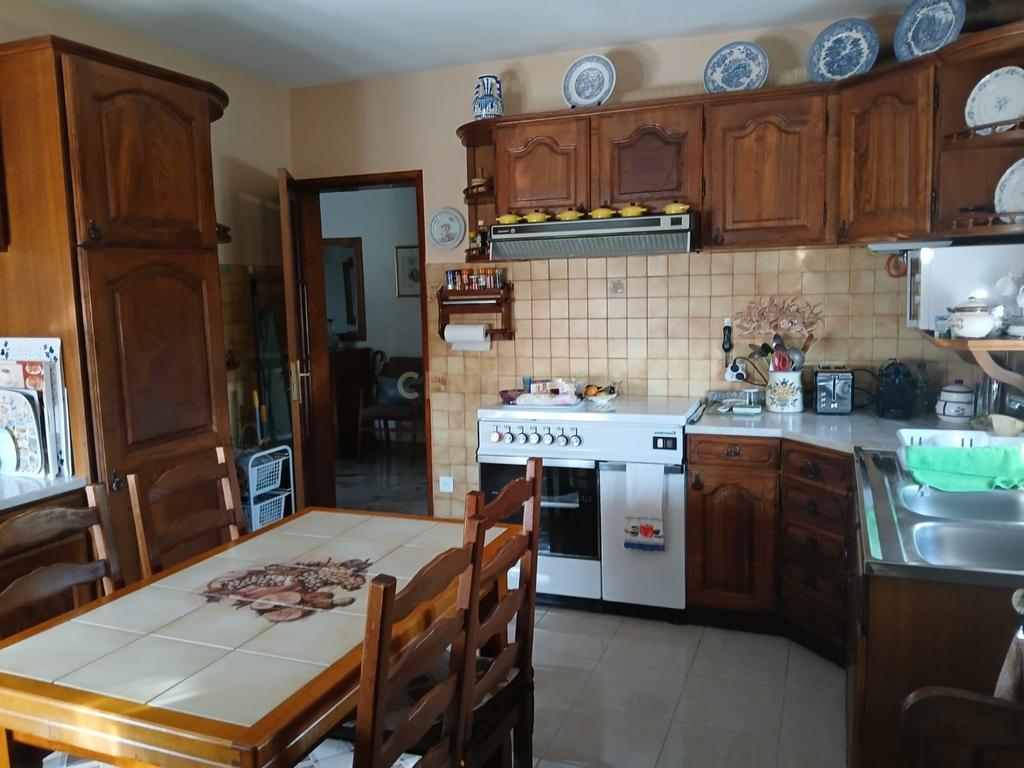 Moradia na Aldeia de Avelanoso - Image 13