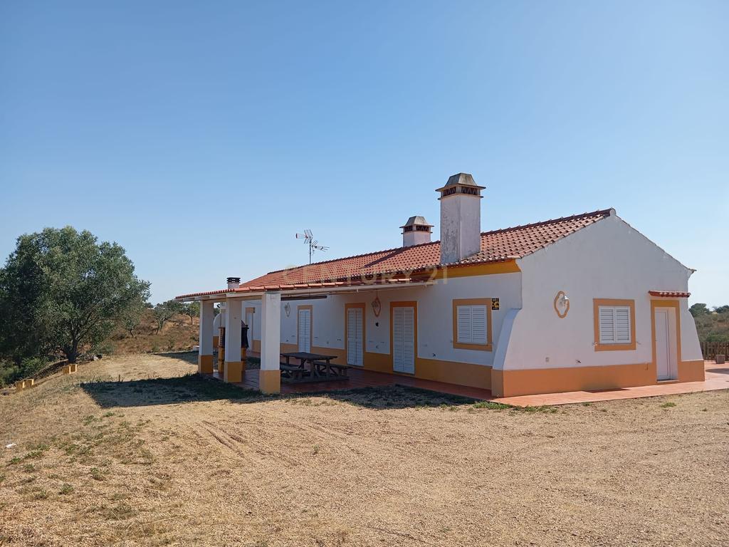 Monte em Serpa,  14 Hectares e moradia remodelada - Image 22