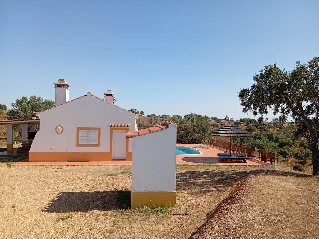 Monte em Serpa,  14 Hectares e moradia remodelada - Image 5