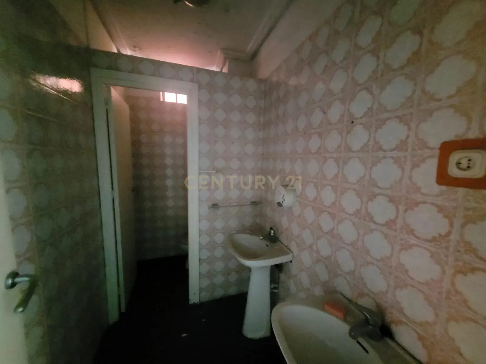 undefined - Image 21