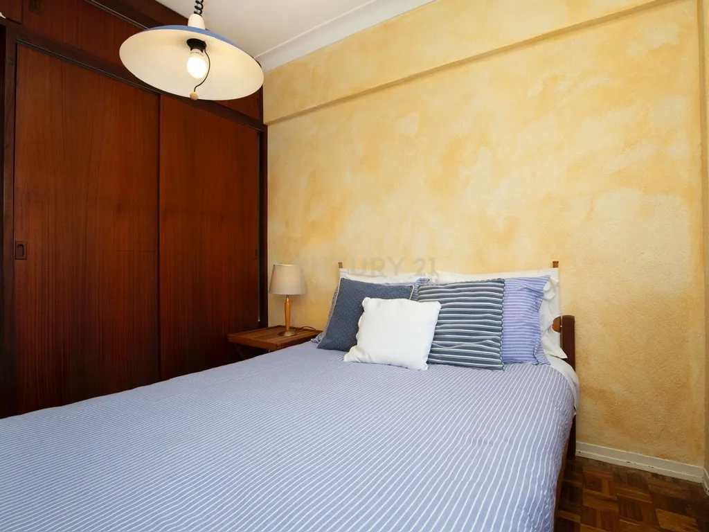 Apartamento T1 no Monte do Estoril - Image 10