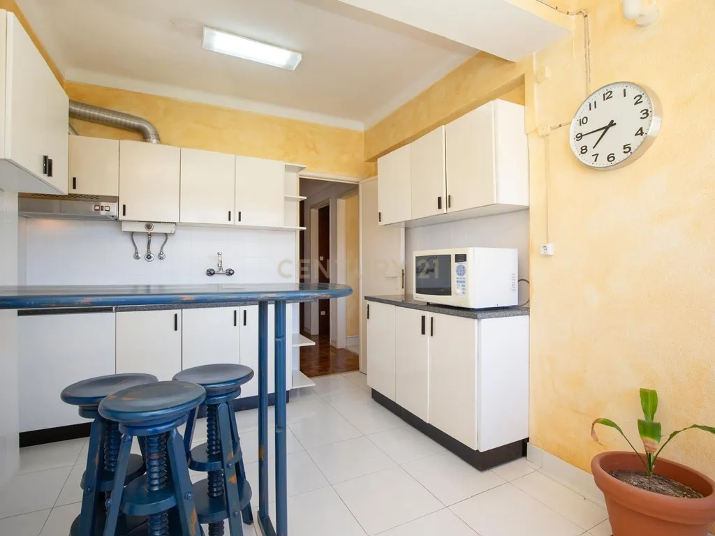 Apartamento T1 no Monte do Estoril - Image 6