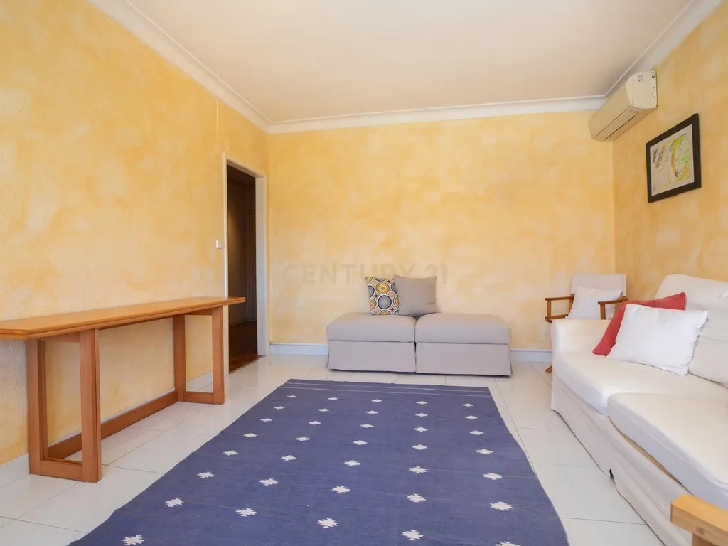 Apartamento T1 no Monte do Estoril - Image 4