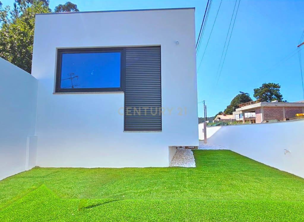 Moradia Térrea com três quartos Nova em Palmeira de Faro Esposende - Image 28