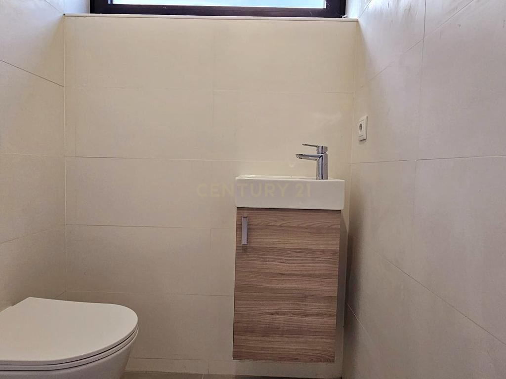 Moradia Térrea com três quartos Nova em Palmeira de Faro Esposende - Image 23