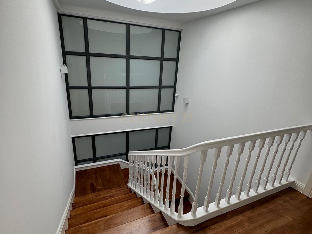 Apartamento T0 + 1 com Terraço | Bonjardim | Porto - Image 15