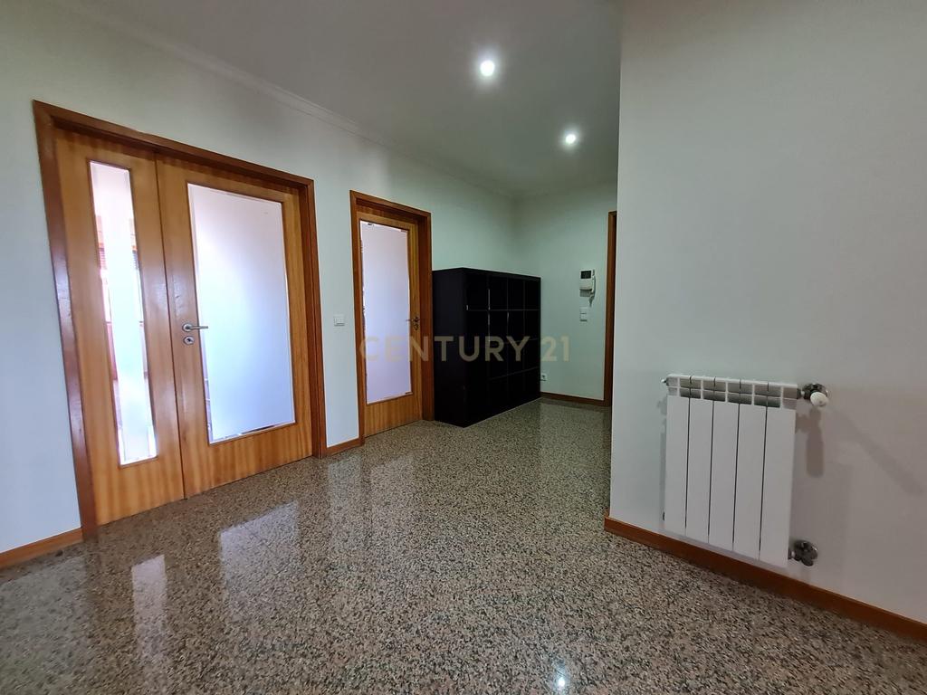 T2 junto à Praia da Granja - Image 9