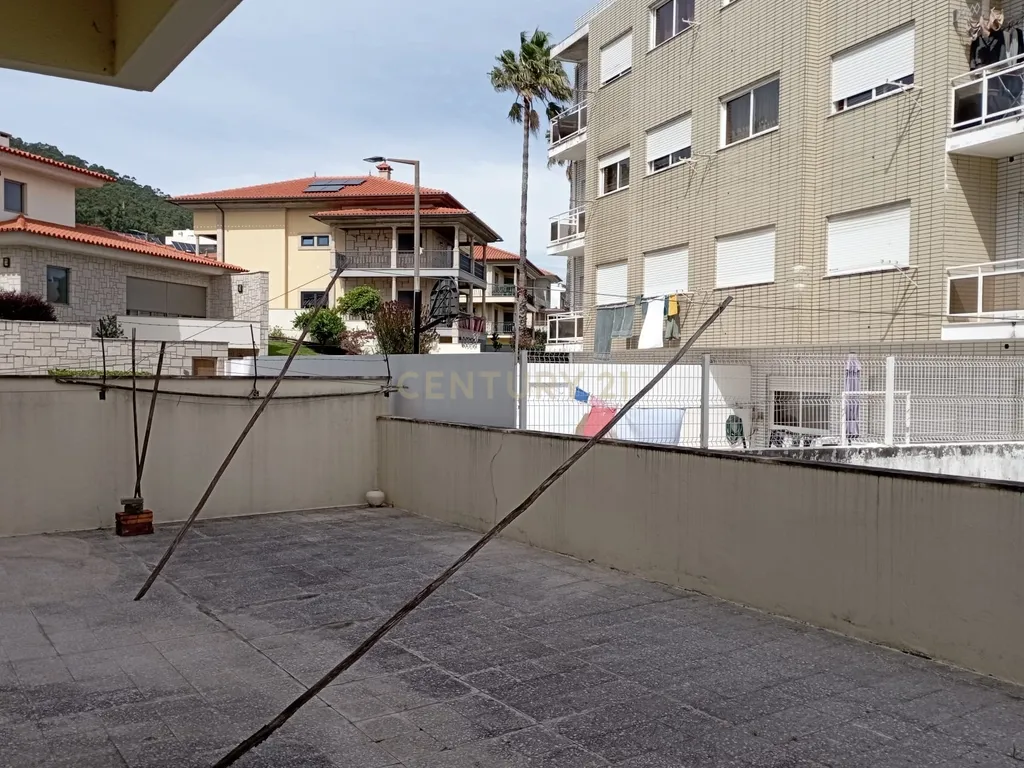 Apartamento T3 à Venda na Zona da Abelheira - Viana do Castelo - Image 7