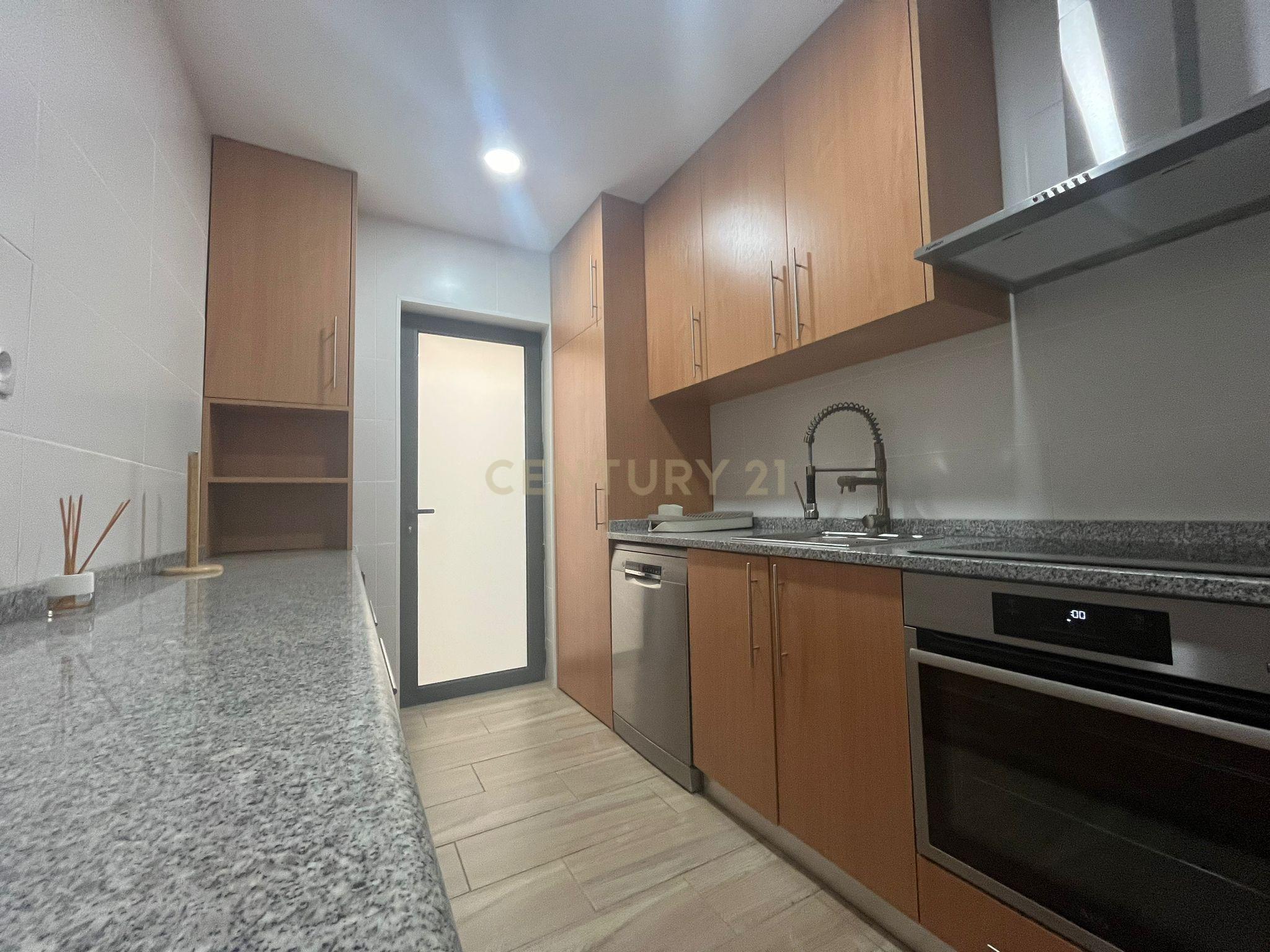 Moradia T3 em Esposende de SETEMBRO-JULHO - Image 14