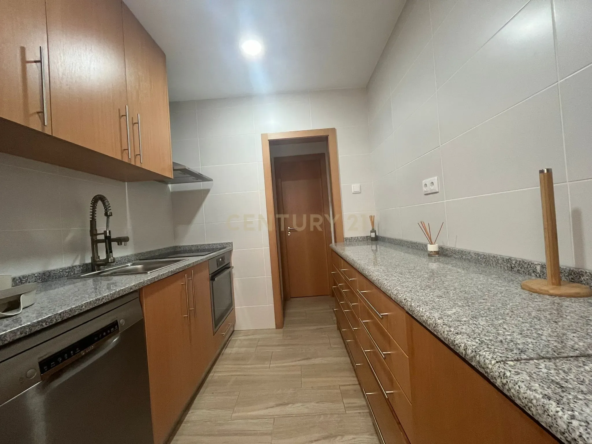 Moradia T3 em Esposende de SETEMBRO-JULHO - Image 13