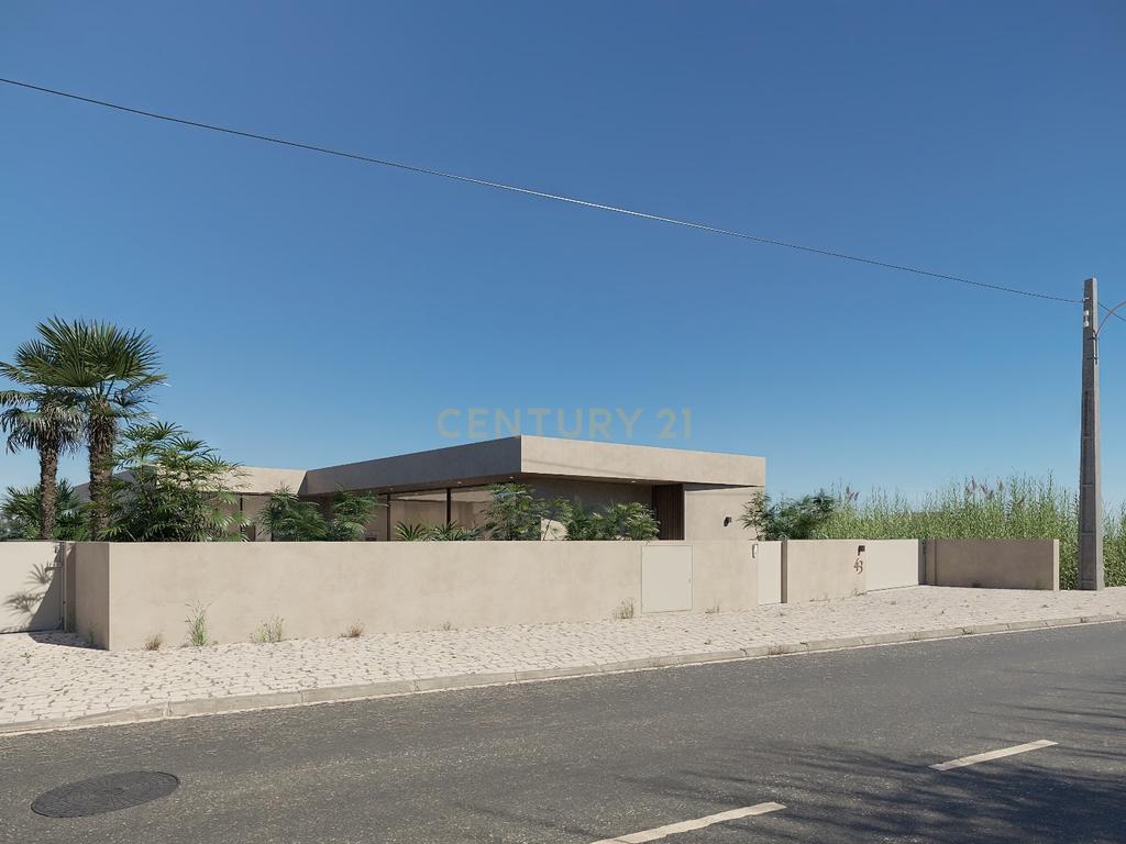 Moradia T4 inserida em Lote com 640m2 no Barril, Encarnação - Image 6