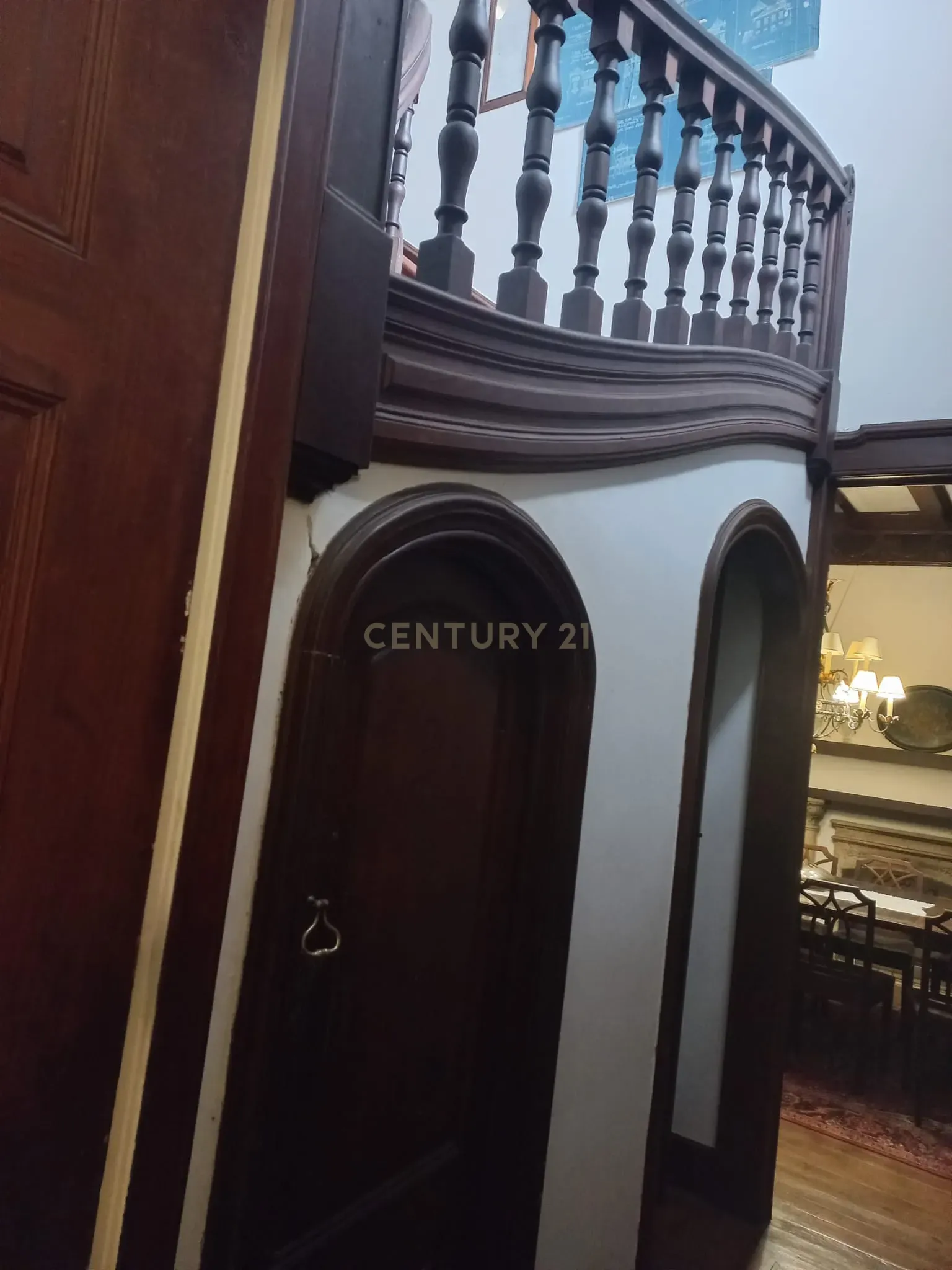 Palacete de Luxo com Piscina: Refúgio Histórico no Coração de Lousã - Image 14