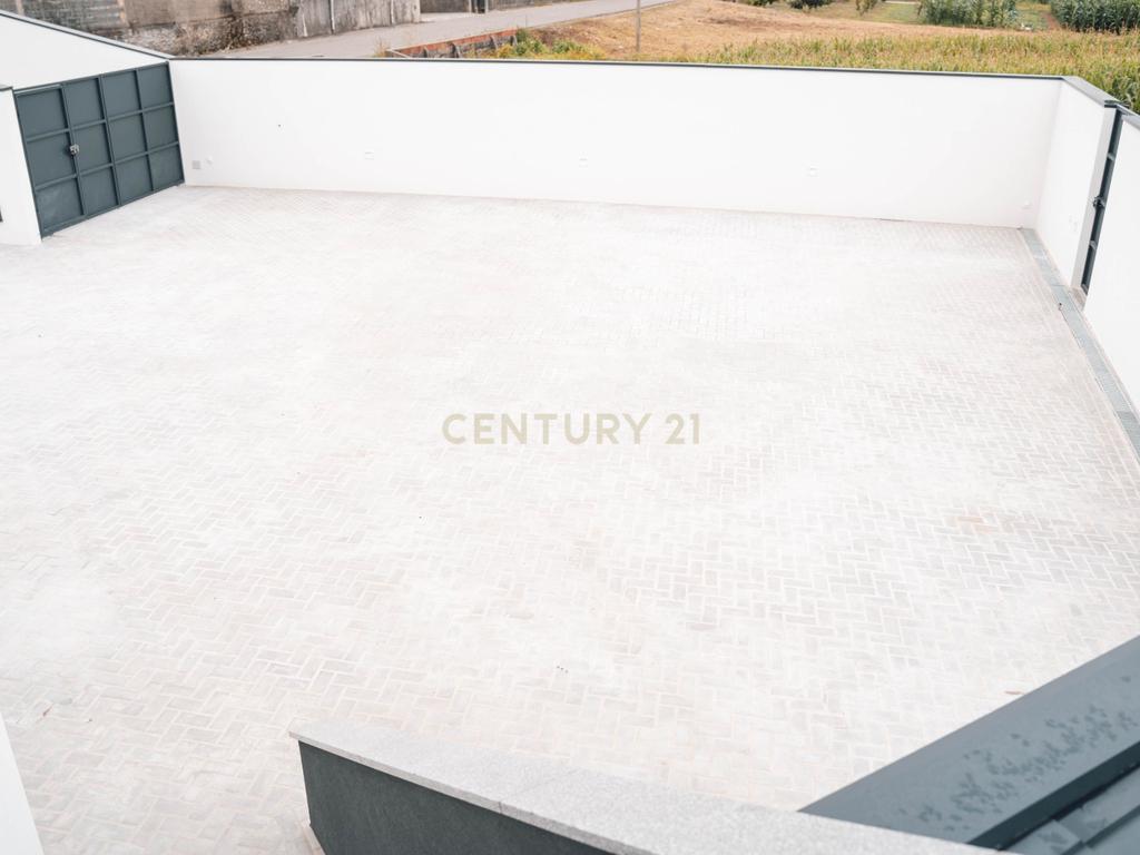 T3+1 Moderno em Leiria - Image 3
