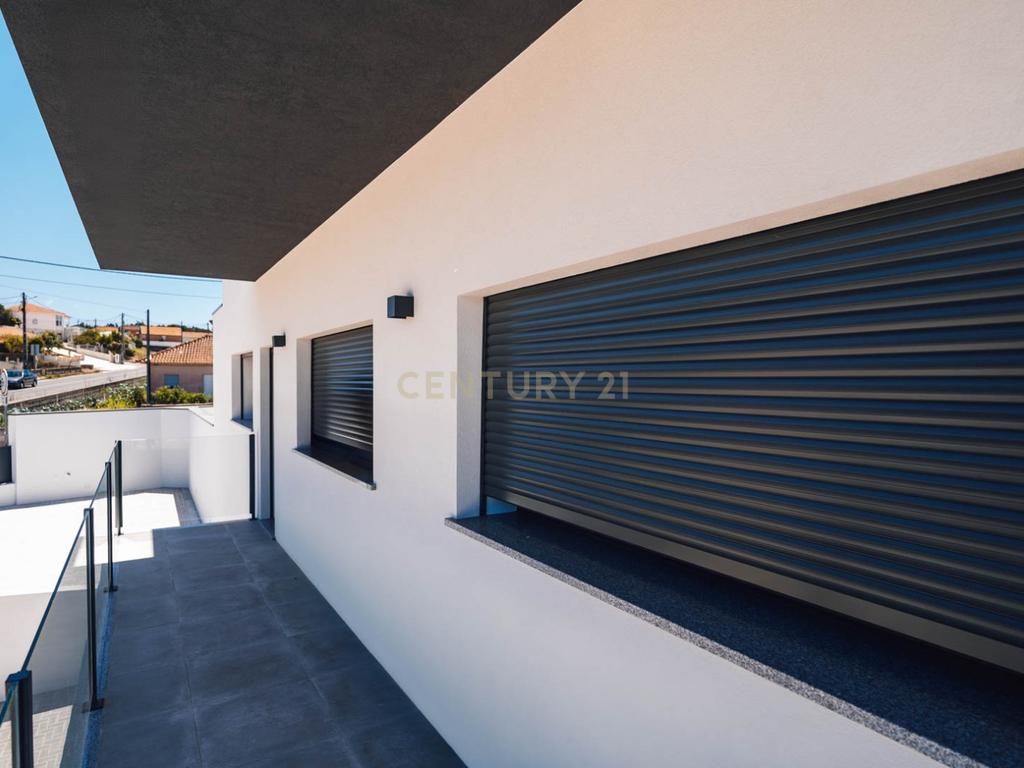 T3+1 Moderno em Leiria - Image 5
