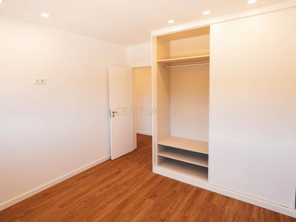 T3+1 Moderno em Leiria - Image 25