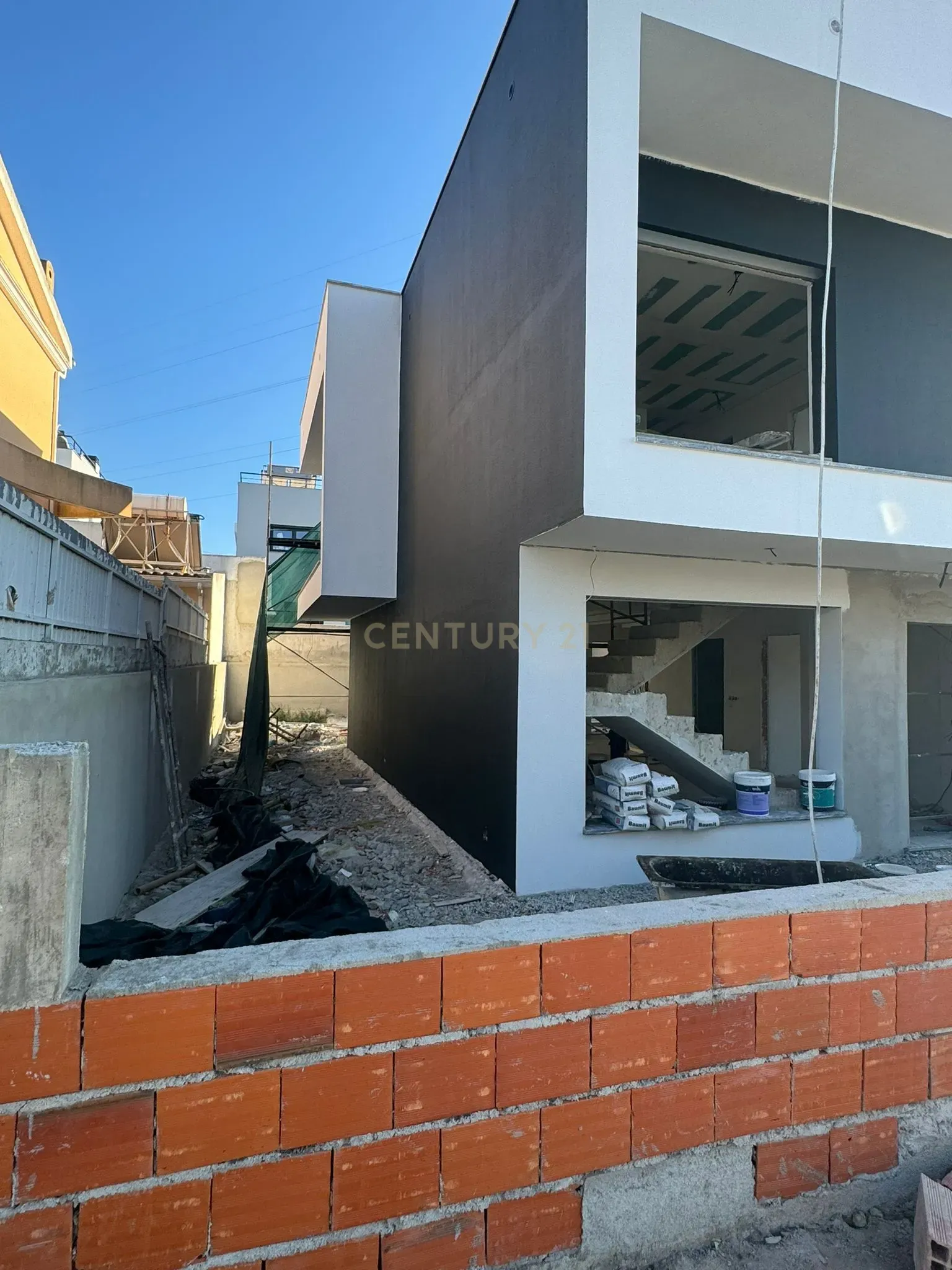 Moradia T4 com piscina - Image 26