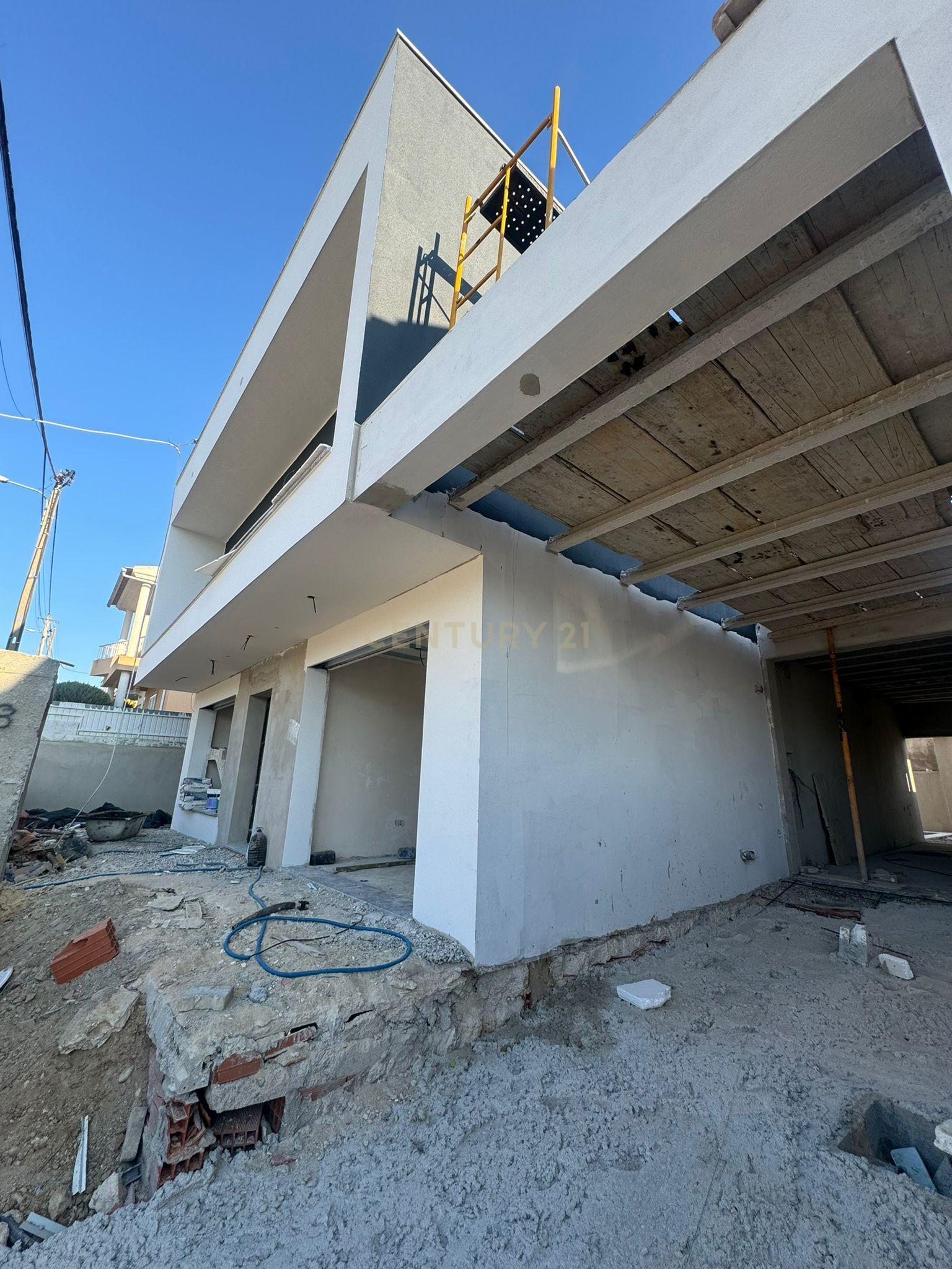 Moradia T4 com piscina - Image 27