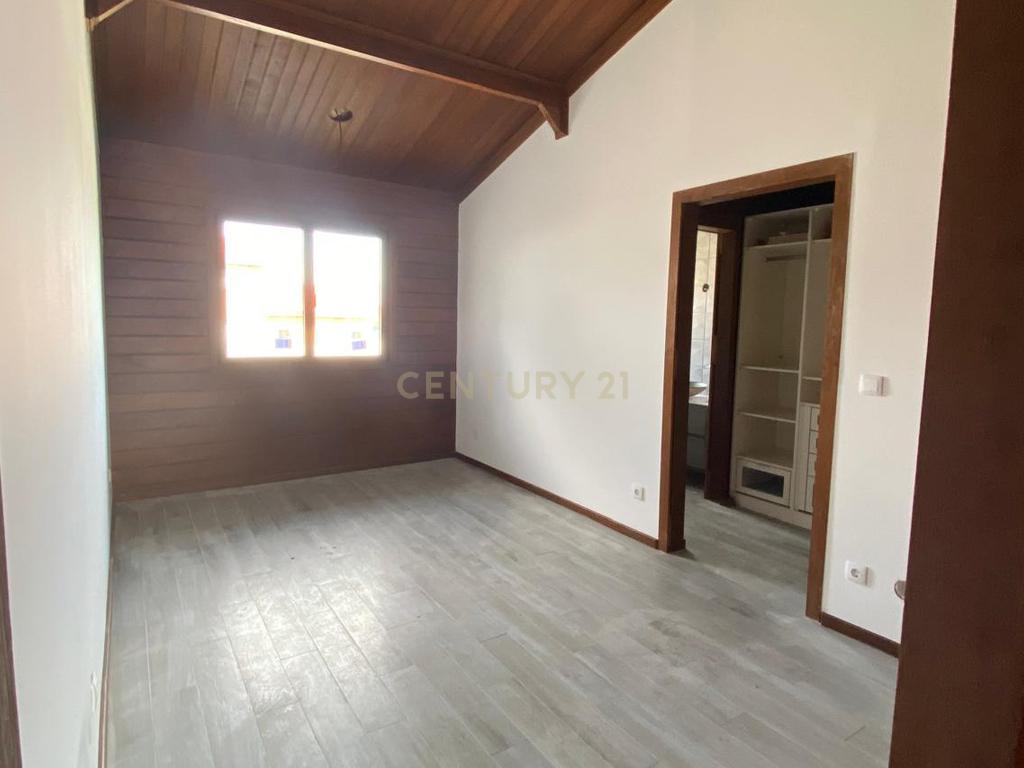 Moradia T4 + 1 térrea e isolada em Quintãs, Concelho de Aveiro - Image 11