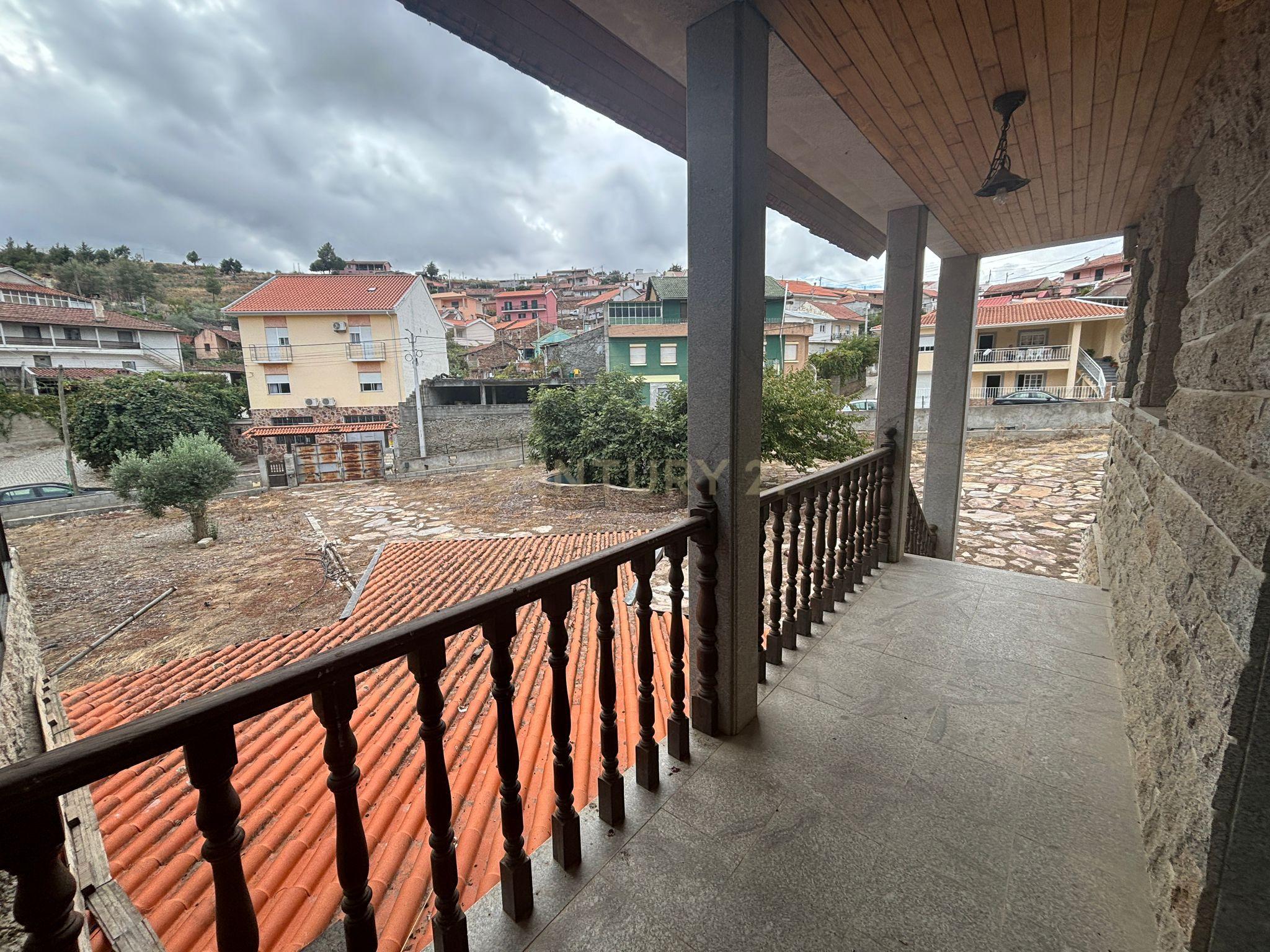 Quinta em Vale De Madeiro - Image 13