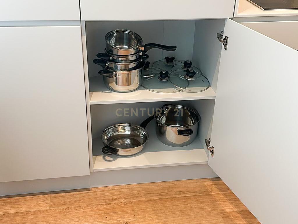 Luxuoso Apartamento T1 para Arrendamento - Lisboa, Campolide - Image 27