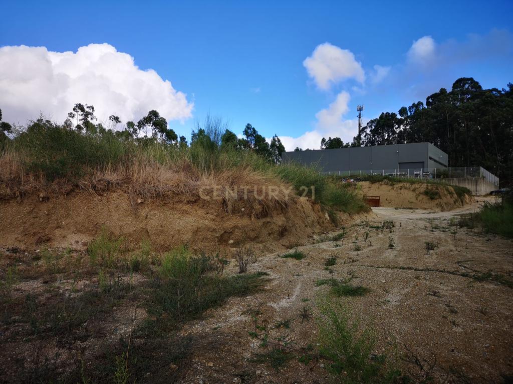Terreno com Viabilidade de Construção em Croca, Penafiel - Image 3