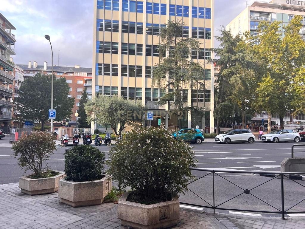 undefined - Image 2