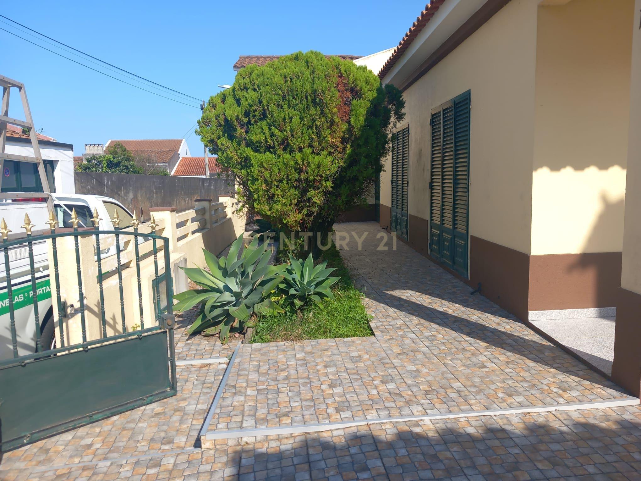 Moradia T4 em Rabo de Peixe, no concelho da Ribeira Grande! - Image 31