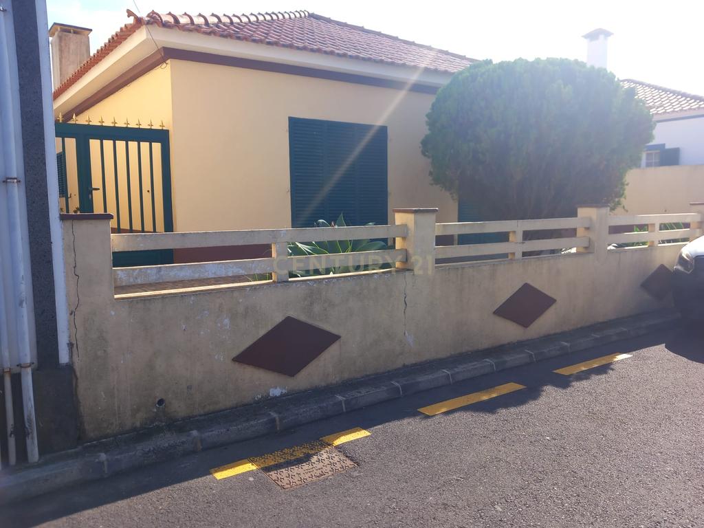 Moradia T4 em Rabo de Peixe, no concelho da Ribeira Grande! - Image 33