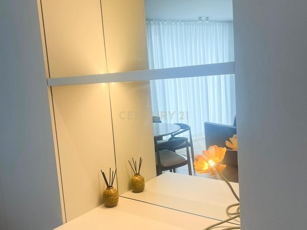 Luxuoso Apartamento T1 para Arrendamento - Lisboa, Campolide - Image 22