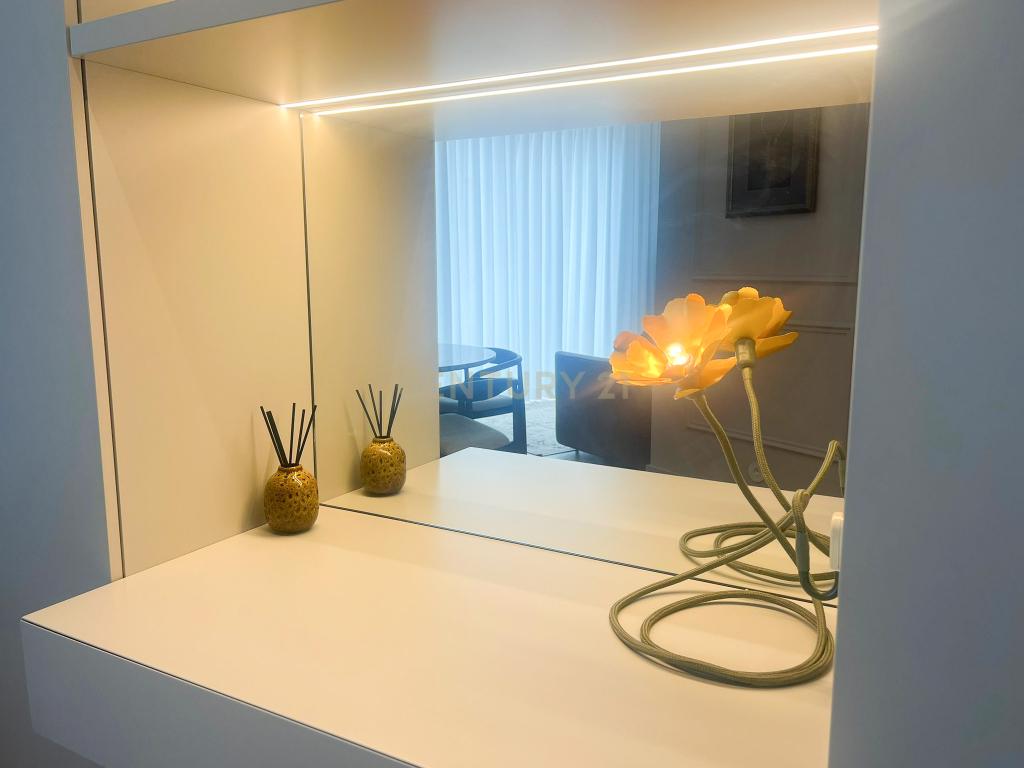 Luxuoso Apartamento T1 para Arrendamento - Lisboa, Campolide - Image 20