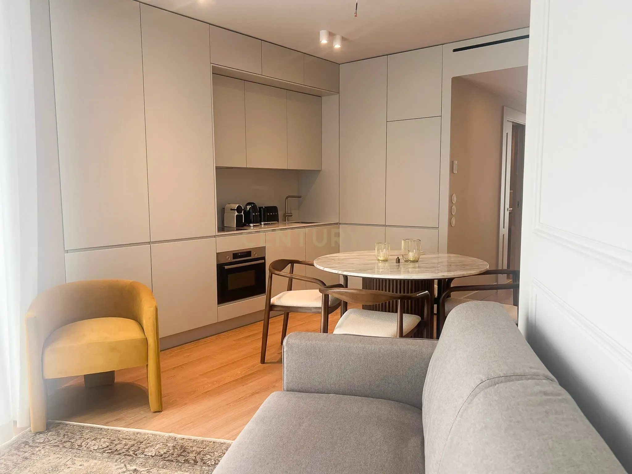 Luxuoso Apartamento T1 para Arrendamento - Lisboa, Campolide - Image 6
