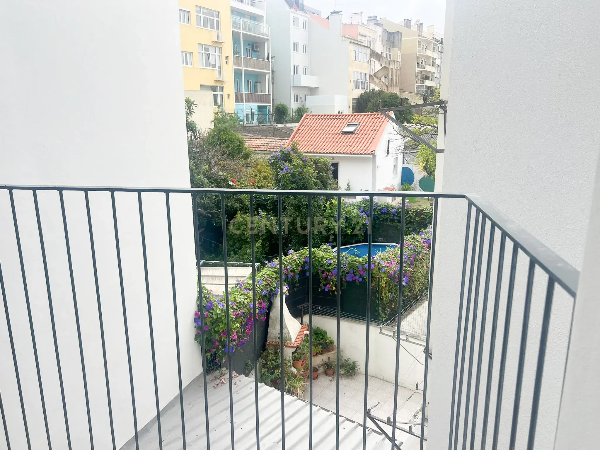 Luxuoso Apartamento T1 para Arrendamento - Lisboa, Campolide - Image 18