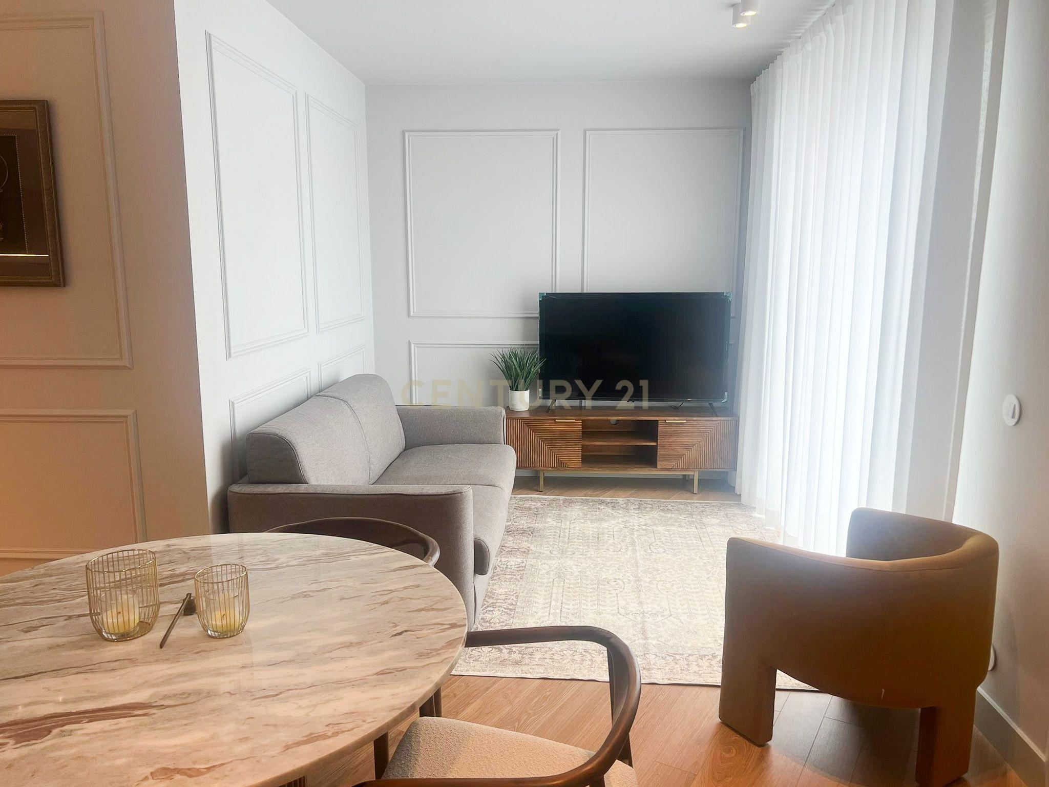 Luxuoso Apartamento T1 para Arrendamento - Lisboa, Campolide - Image 8