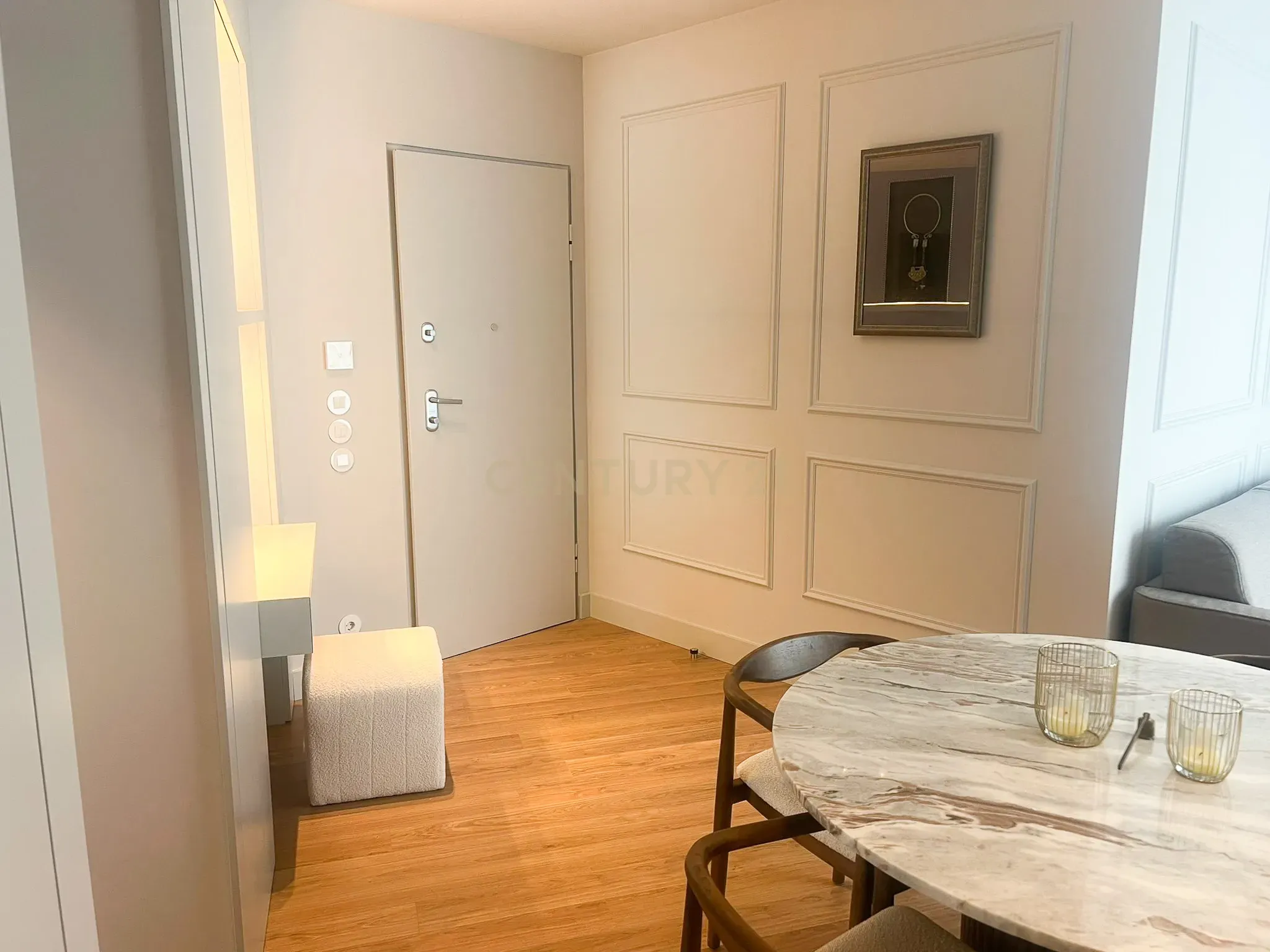 Luxuoso Apartamento T1 para Arrendamento - Lisboa, Campolide - Image 14