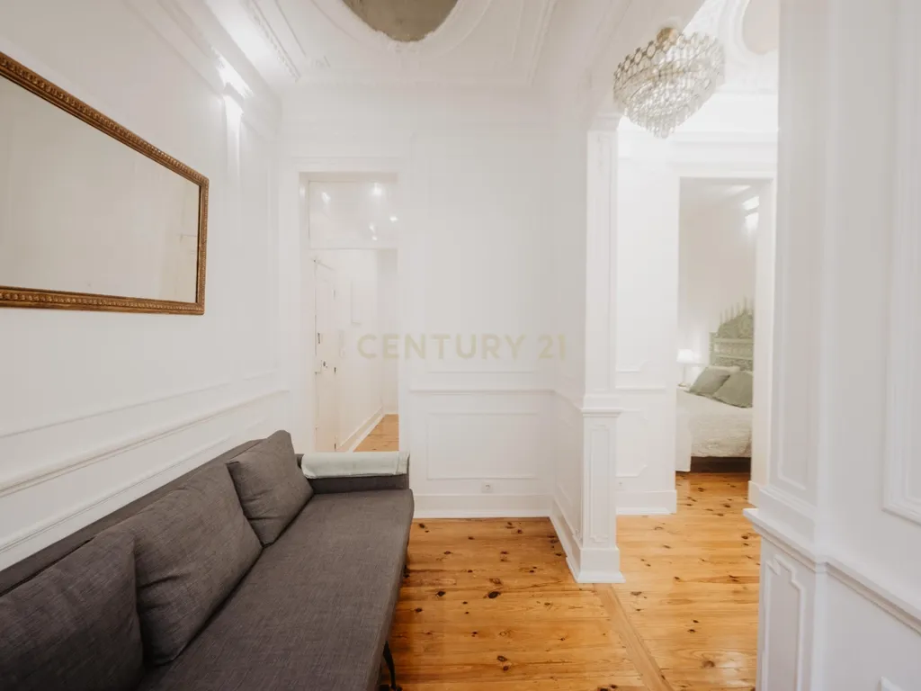 Apartamento T1 +1 de charme no Bairro Alto - Image 11