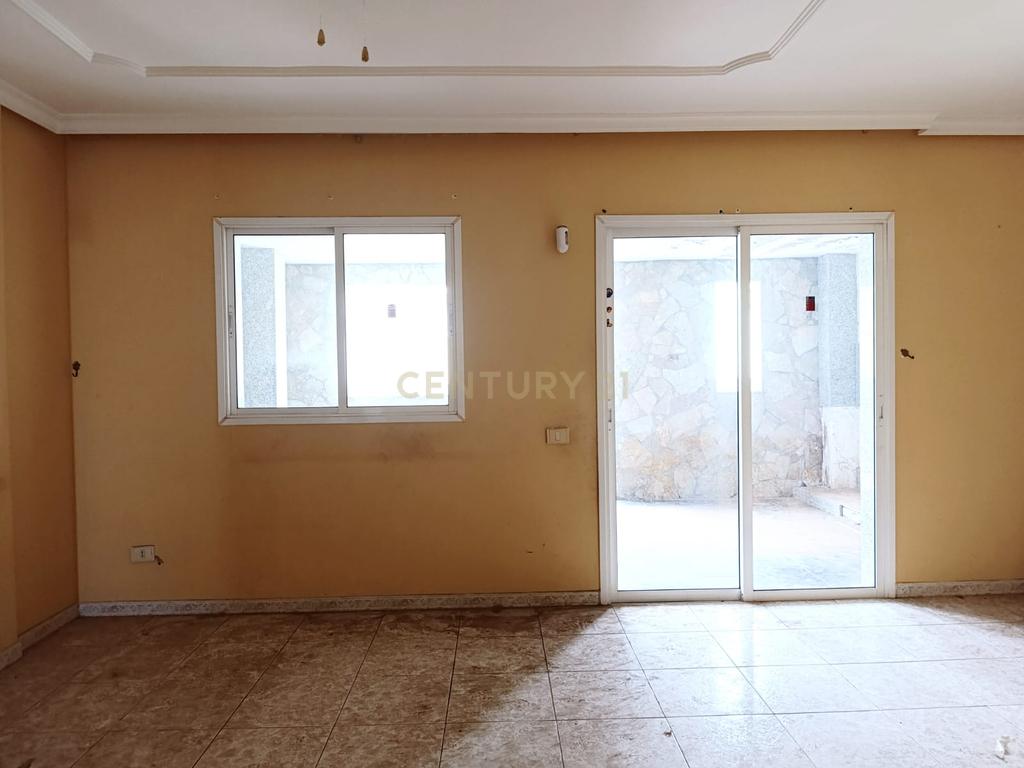 undefined - Image 5