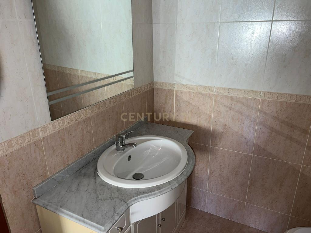 Apartamento T3 em Tortosendo, Covilhã - Image 15
