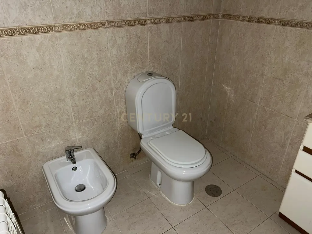 Apartamento T3 em Tortosendo, Covilhã - Image 10