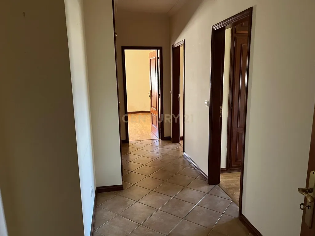 Apartamento T3 em Tortosendo, Covilhã - Image 5