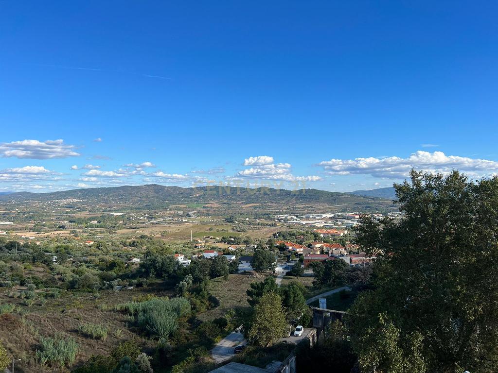 Apartamento T3 em Tortosendo, Covilhã - Image 26