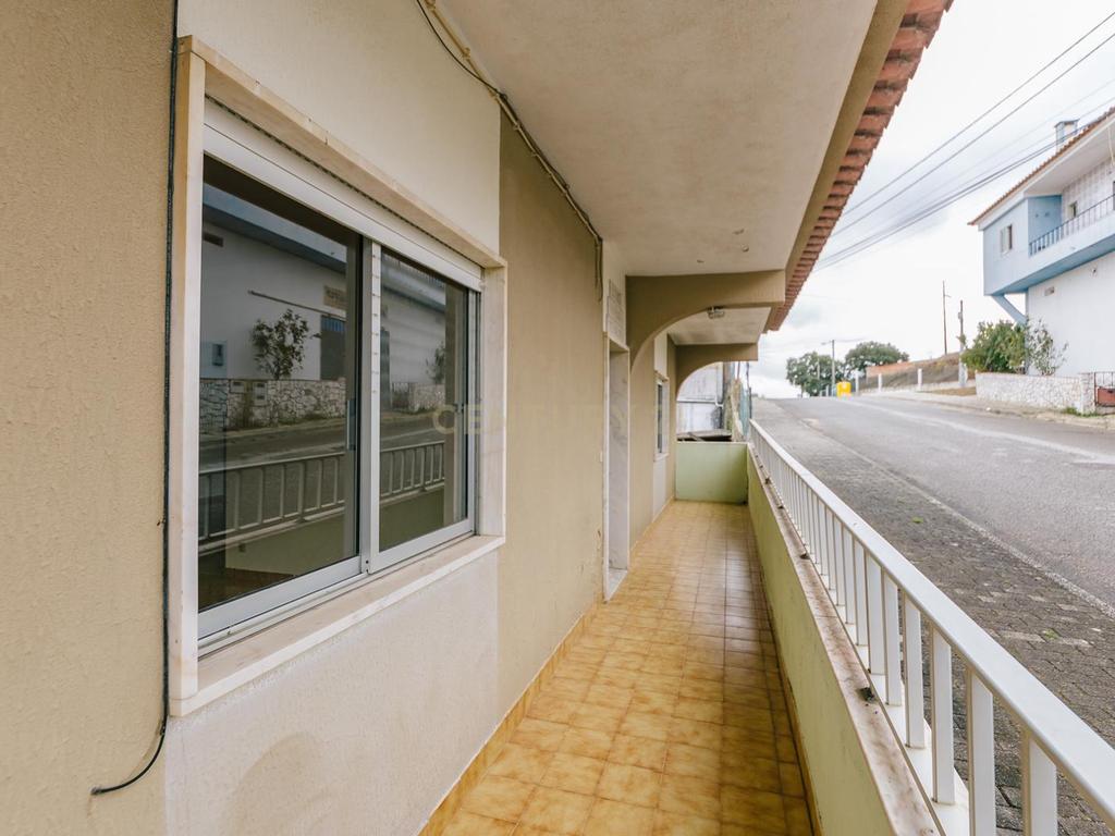 Excelente Moradia de 10 Assoalhadas, no Bairro Novo de Palhais, Loures - Image 26
