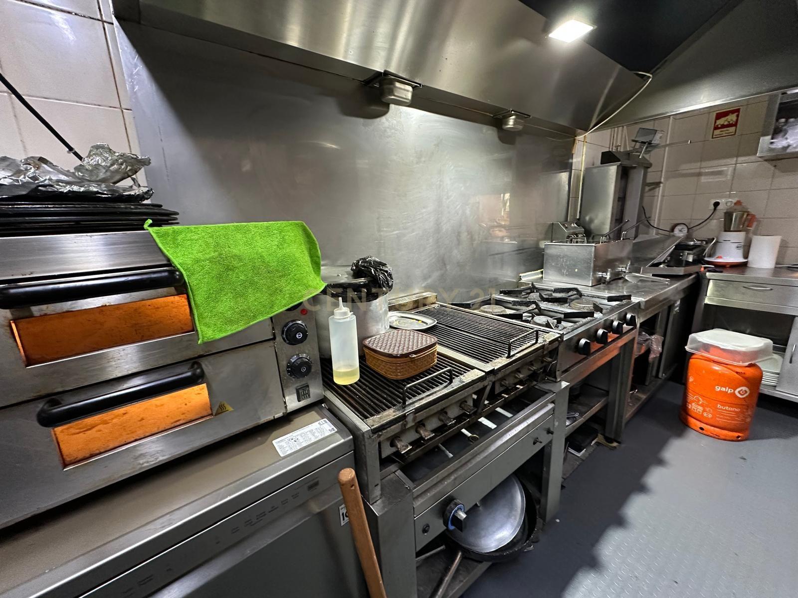 Oportunidade de Investimento: Restaurante em Brandoa para Trespasse - Image 16