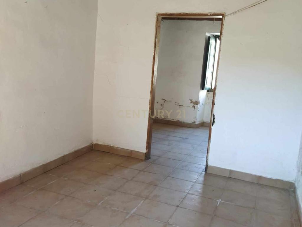 Duas Moradias em Banda em Benquerenças, Castelo Branco - Image 6
