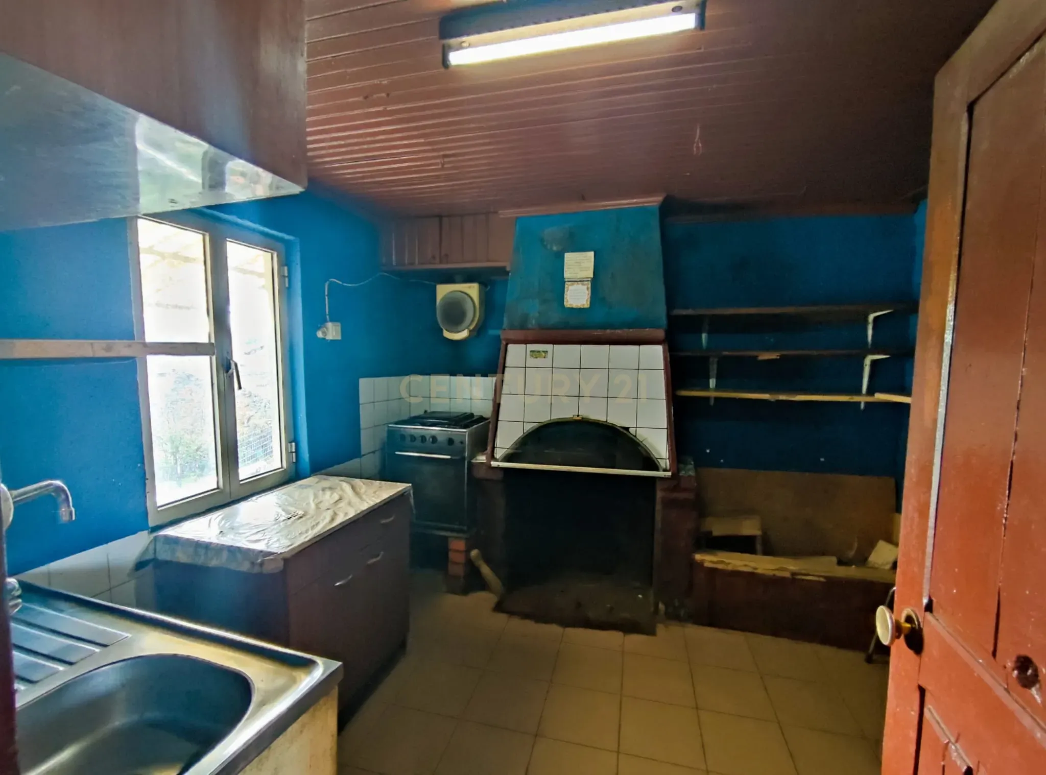Moradia para renovação em Martim Pega, Sabugal - Image 5